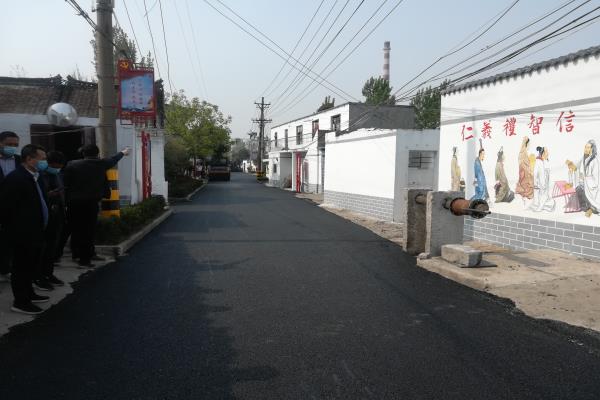 青石山街道场坊村人居环境整治再提档